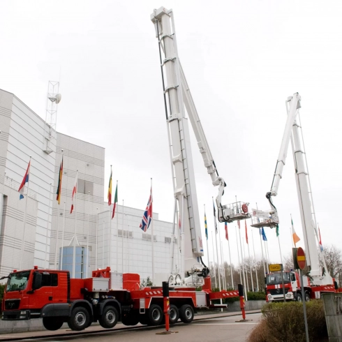 Bronto Skylift 90HLA